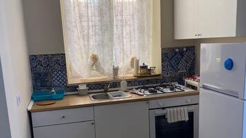 Four, plaque de cuisson