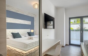 3 chambres, fer et planche à repasser, lit parapluie, Wi-Fi gratuit