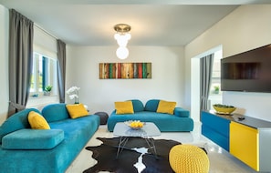 TV - Beautiful home in Porec (Porec)