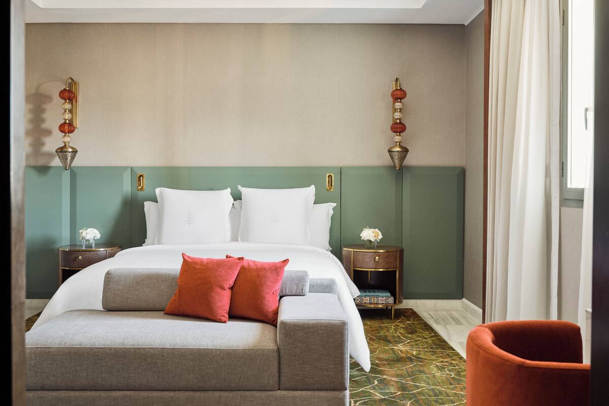 Suite, 1 Bedroom (King) | Egyptian cotton sheets, premium bedding, pillowtop beds, minibar