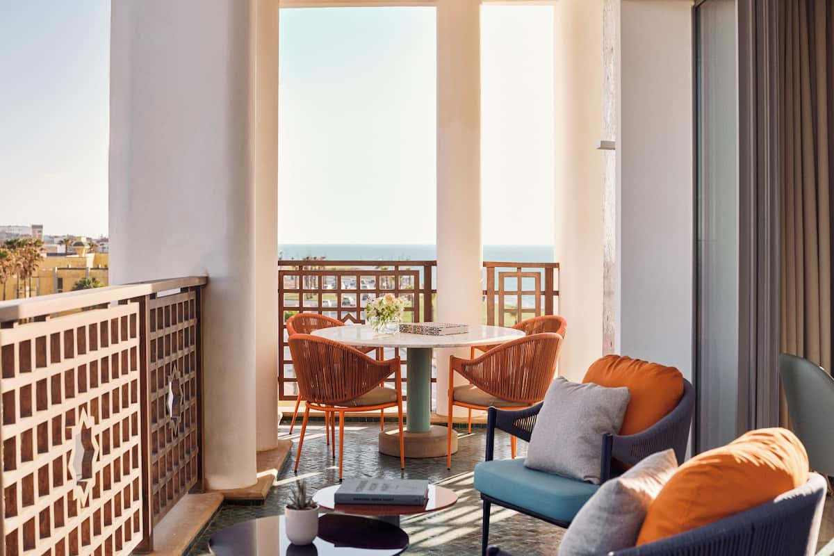 Deluxe Suite, 1 Bedroom | Terrace/patio