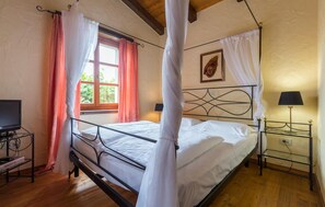 3 camere, ferro/asse da stiro, culla da viaggio, Wi-Fi gratuito