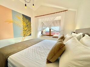 Deluxe Villa | 3 bedrooms, soundproofing, iron/ironing board, free WiFi - Villa Serenity (Budva)