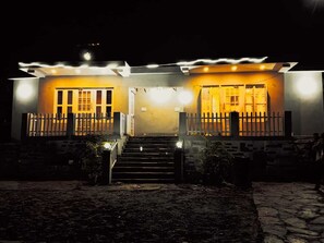 Front of property - Khaltaal Camp And Resorts (Chamoli)