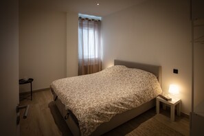 2 habitaciones, escritorio, wifi gratis y ropa de cama 