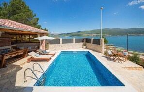 Opvarmet pool