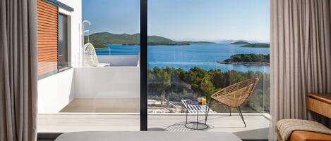 4 عدّة غرف نوم ومكواة/لوح كي وسرير سفر وواي فاي مجانًا