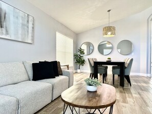 Living area - Behemian 4Bd Villa w/ Pool at Solana Resort (Davenport)