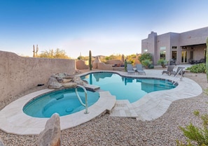 Pool - Luxury Retreat with Heated Pool in Scottsdale (Scottsdale)