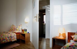 4 bedrooms, iron/ironing board, travel cot, free WiFi