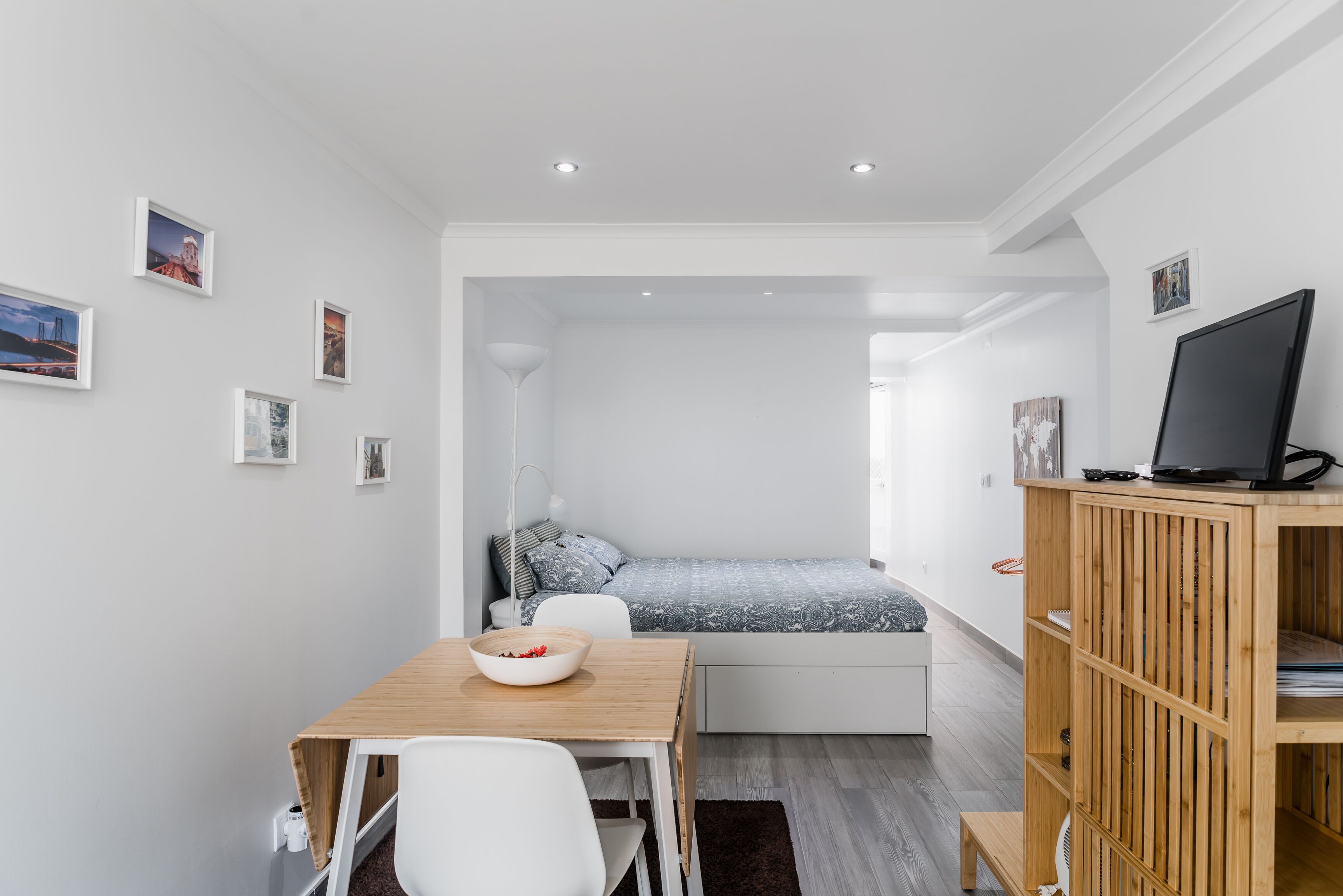 Fer et planche à repasser, Wi-Fi, draps fournis