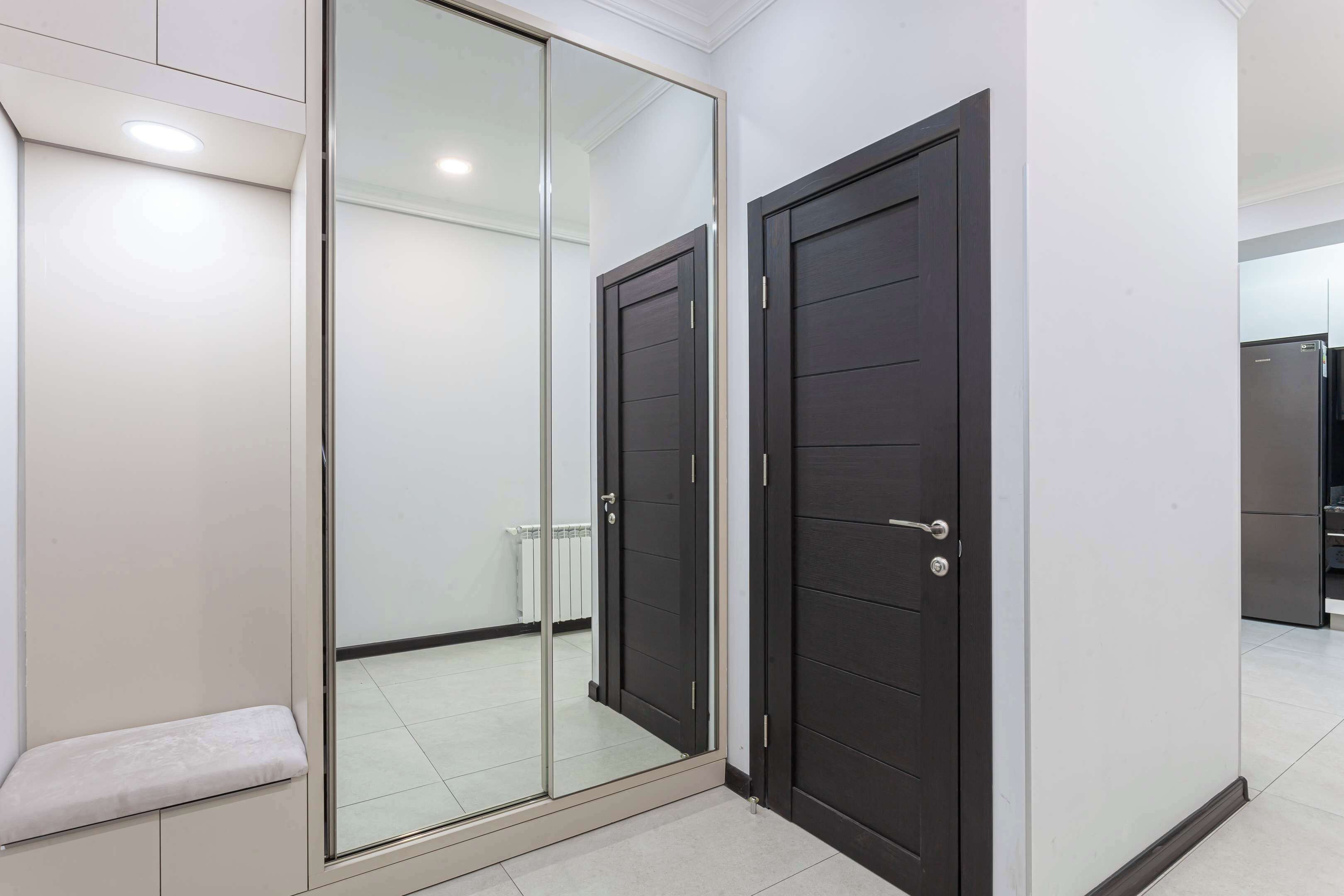 컴포트 아파트 | 거실 공간 | 평면 TV