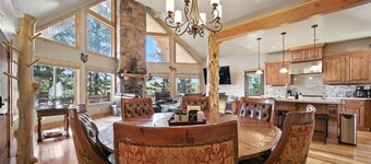 Large Lodge Sleeps 14, Fire Pit, Views