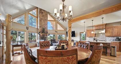 Large Lodge Sleeps 14, Fire Pit, Views