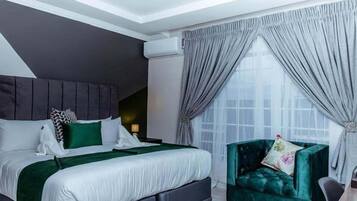 Executive-rum | 1 sovrum, individuell inredning, unika möbler och skrivbord