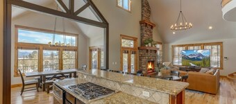 Spacious Modern Ski/Golf Retreat with Theater Room and Hot Tub