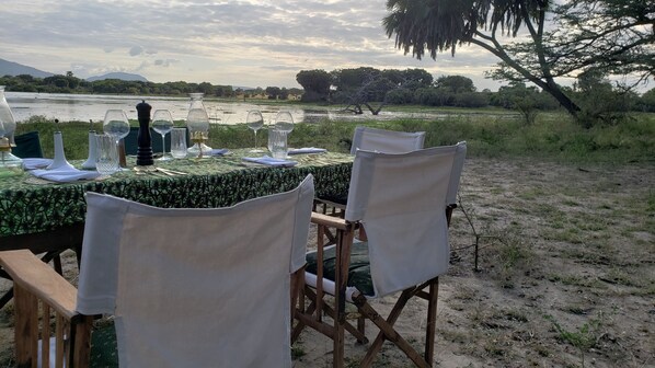 Outdoor dining