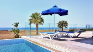 Pool - Blue - Beach Front Spectacular Villa Sleeps 10 (Agia Marina Chrysochous)