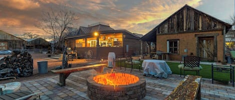 المنطقة المحيطة بالمنشأة