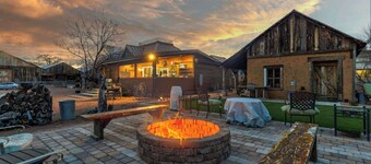 Mini Cabin with Pickle ball court !