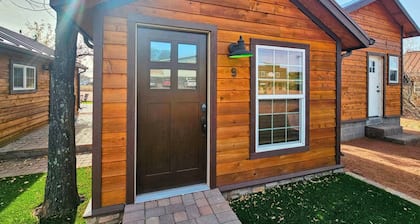 Mini Cabin with Pickle ball court !