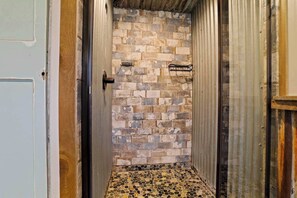 Unclassified image, 2 of 22, button - Mini Cabin with Pickle ball court ! (Payson)