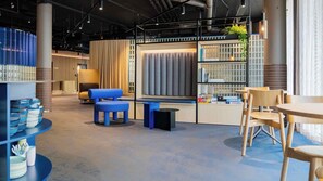 로비 좌석 공간