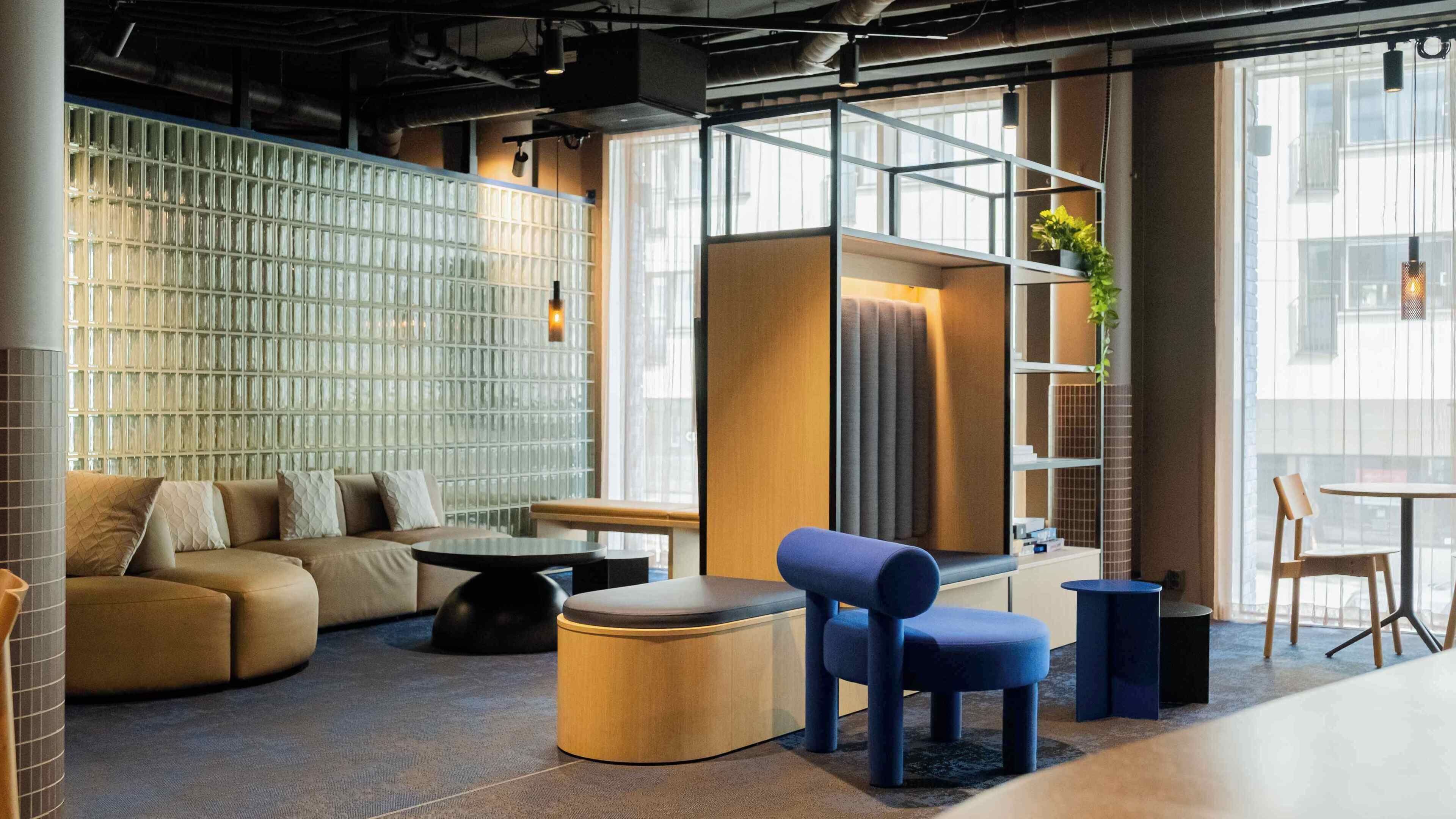 Sala de estar en el lobby