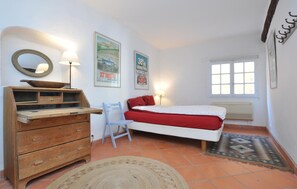 2 bedrooms, free WiFi