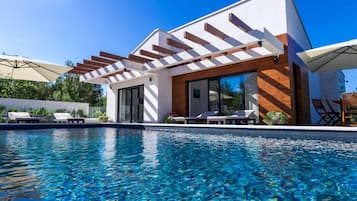 Una piscina riscaldata