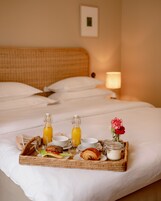 Premium bedding, iron/ironing board, free WiFi, bed sheets