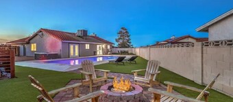 Single-Story 3BR w/ Pool, Hot Tub, Firepit & Grill