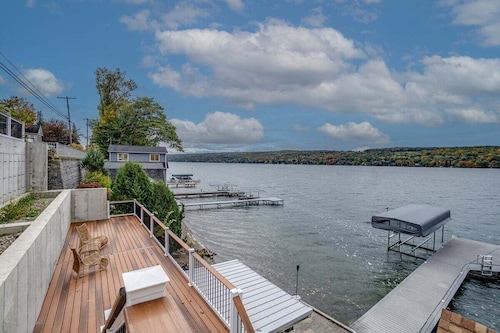 On Cloud Wine: lake home on Keuka Lake's east side