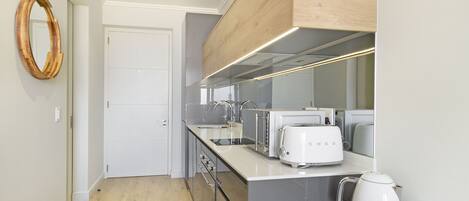Apartment (0 Bedroom) | Interior