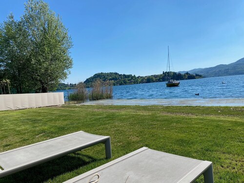 LA PLAGE large apartment with private beach