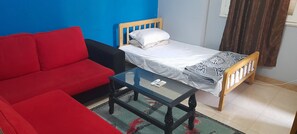 1 chambre, fer et planche à repasser, Wi-Fi, draps fournis
