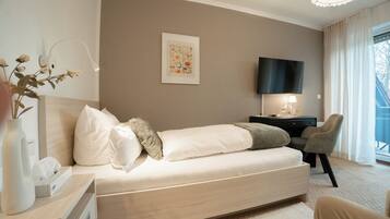 Single Room | Desk, free WiFi