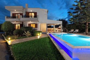 Pool - Villa Vergio in Kolympia (Rhodes Town, Rhodes, Greece)