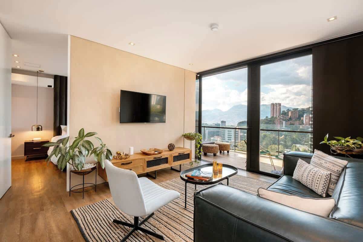 Smart TV, offices