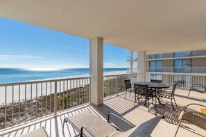 Outdoor dining - Gulf Front Condo | Outdoor & Indoor Pools! (Orange Beach)