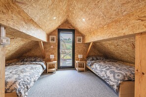 Casa familiar, varias habitaciones, junto a la montaña (Vineyard Cottage Grajska Kašča) | 2 habitaciones, tabla de planchar con plancha y wifi gratis