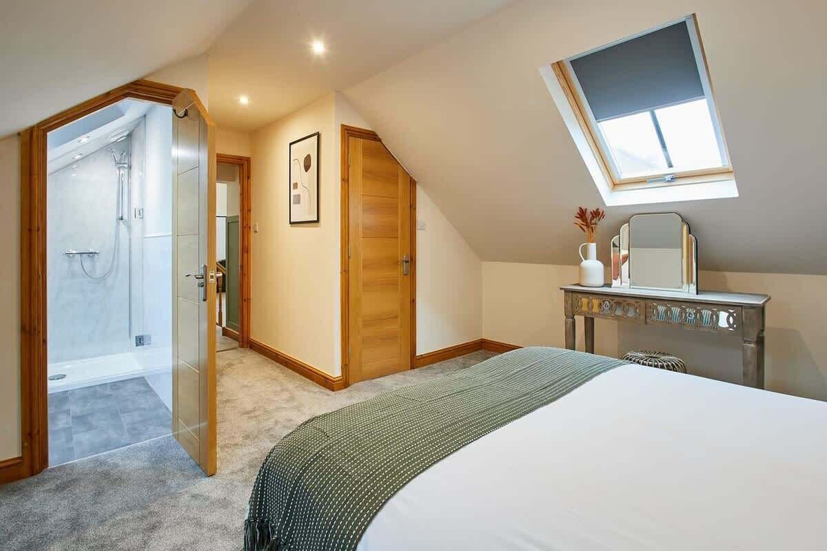 2 chambres, bureau, Wi-Fi, draps fournis