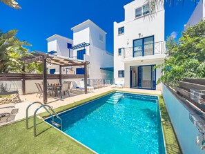 Pool - Sirena Bay Villa #20 (Paralimni)