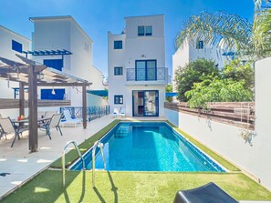 Pool - Sirena Bay Villa #20 (Paralimni)