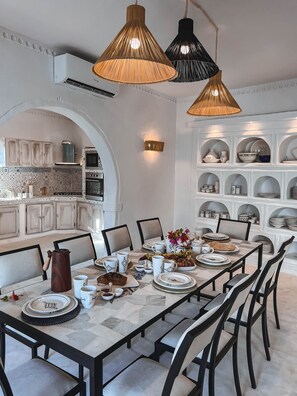 Dining room - Dar Naël  (Erriadh)