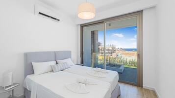 3 bedrooms, bed sheets