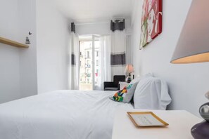 2 bedrooms, desk, iron/ironing board, travel cot