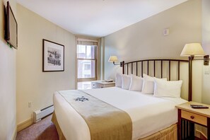 Condo, 2 Bedrooms | 2 bedrooms, free WiFi - 8231 Silver Mill 2 Bedroom Condo by RedAwning (Keystone)