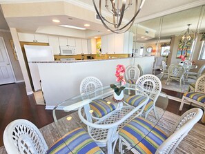 Apartment, 2 Schlafzimmer | Speisen