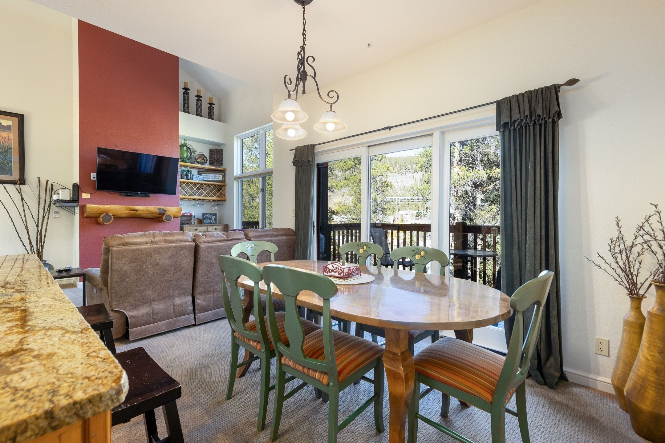 Townhome, 3 Bedrooms | Dining